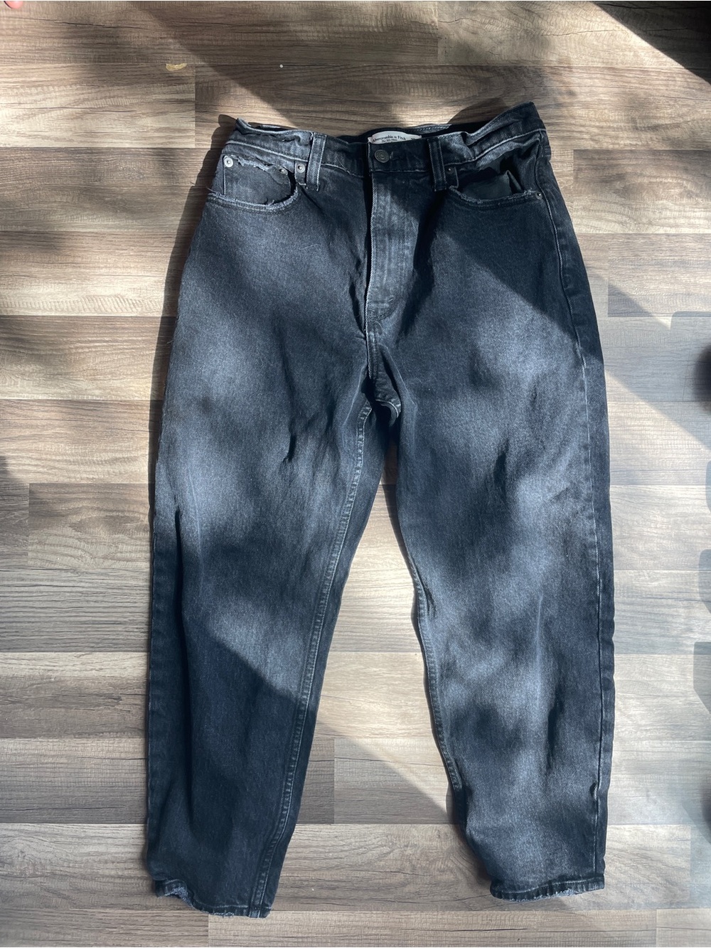 Abercrombie & Fitch 80s Mom High-Rise Jeans
